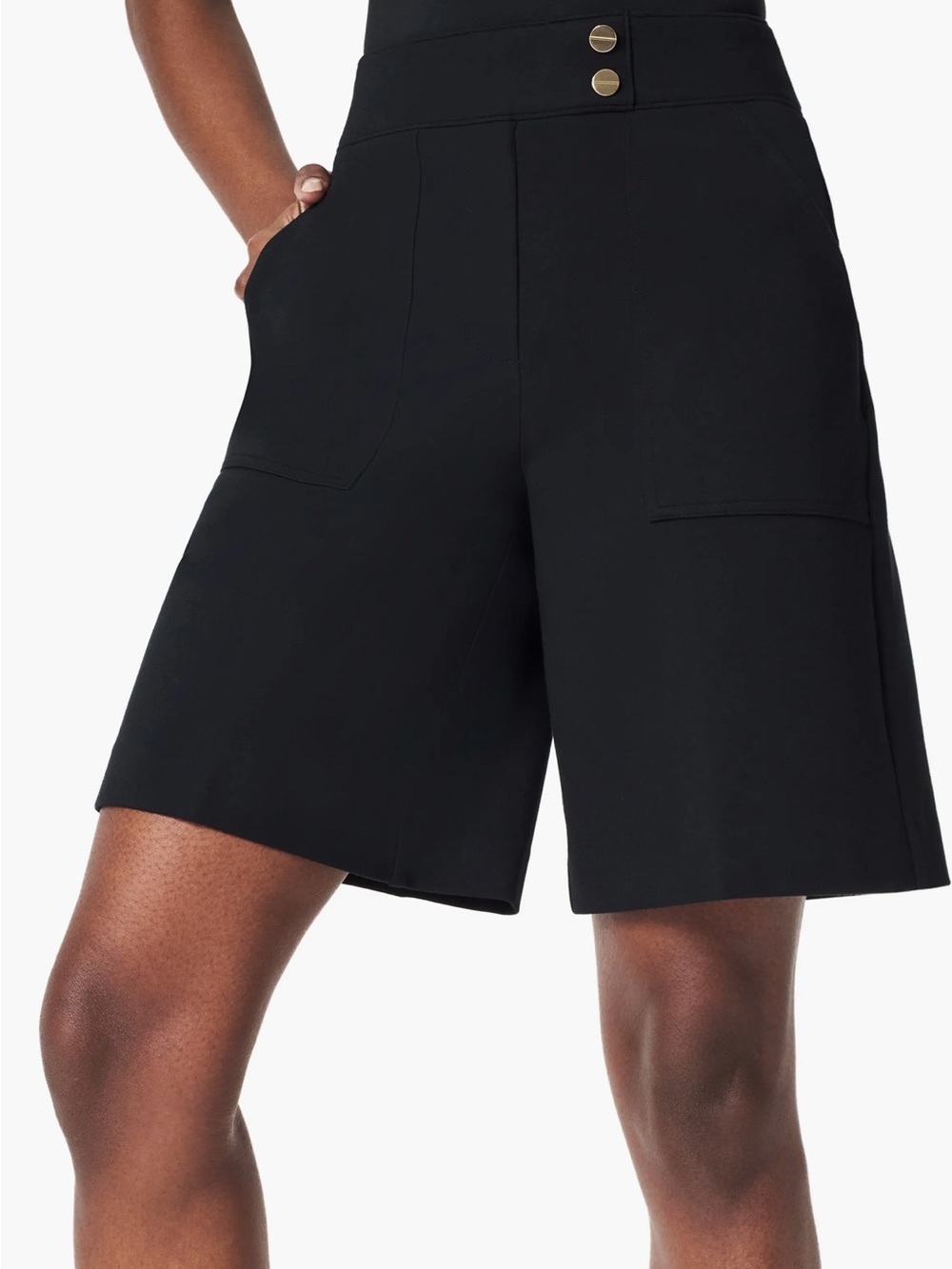 SPANX Button Tab Ponte Short Black